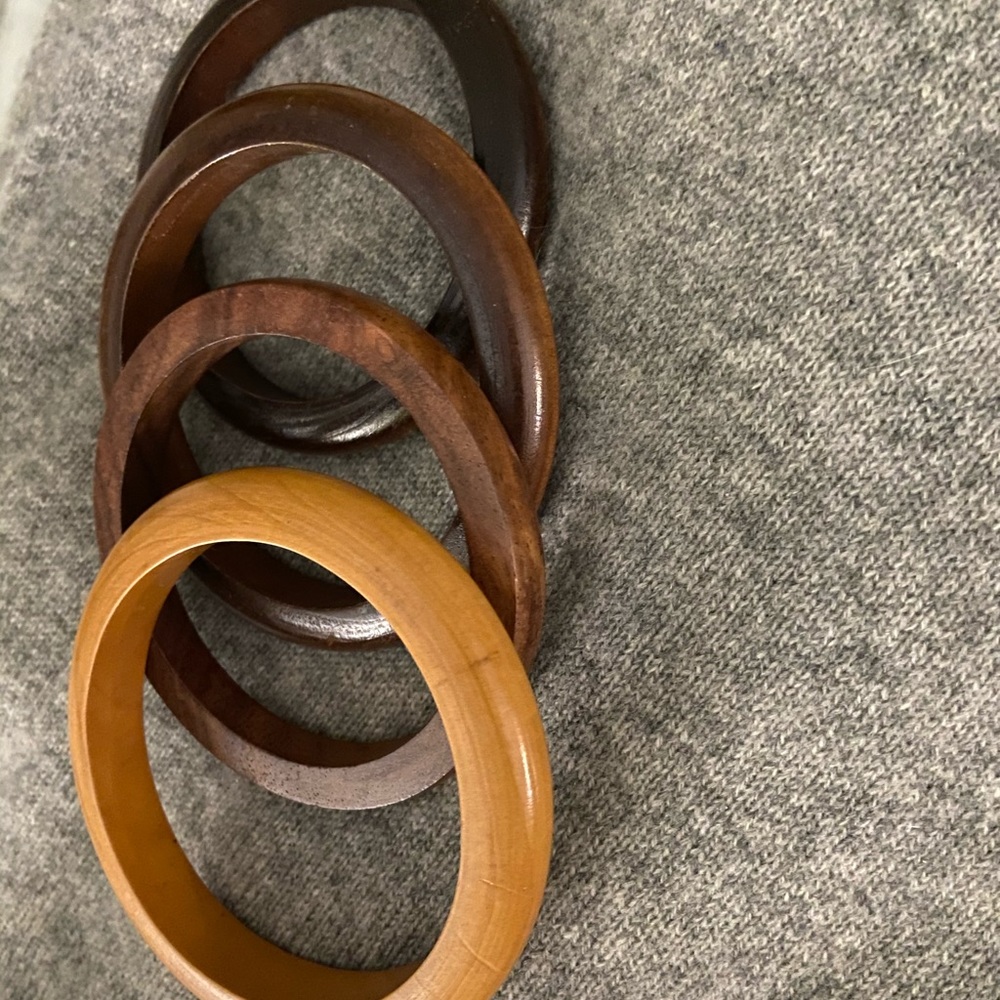 Ombré brown bangles